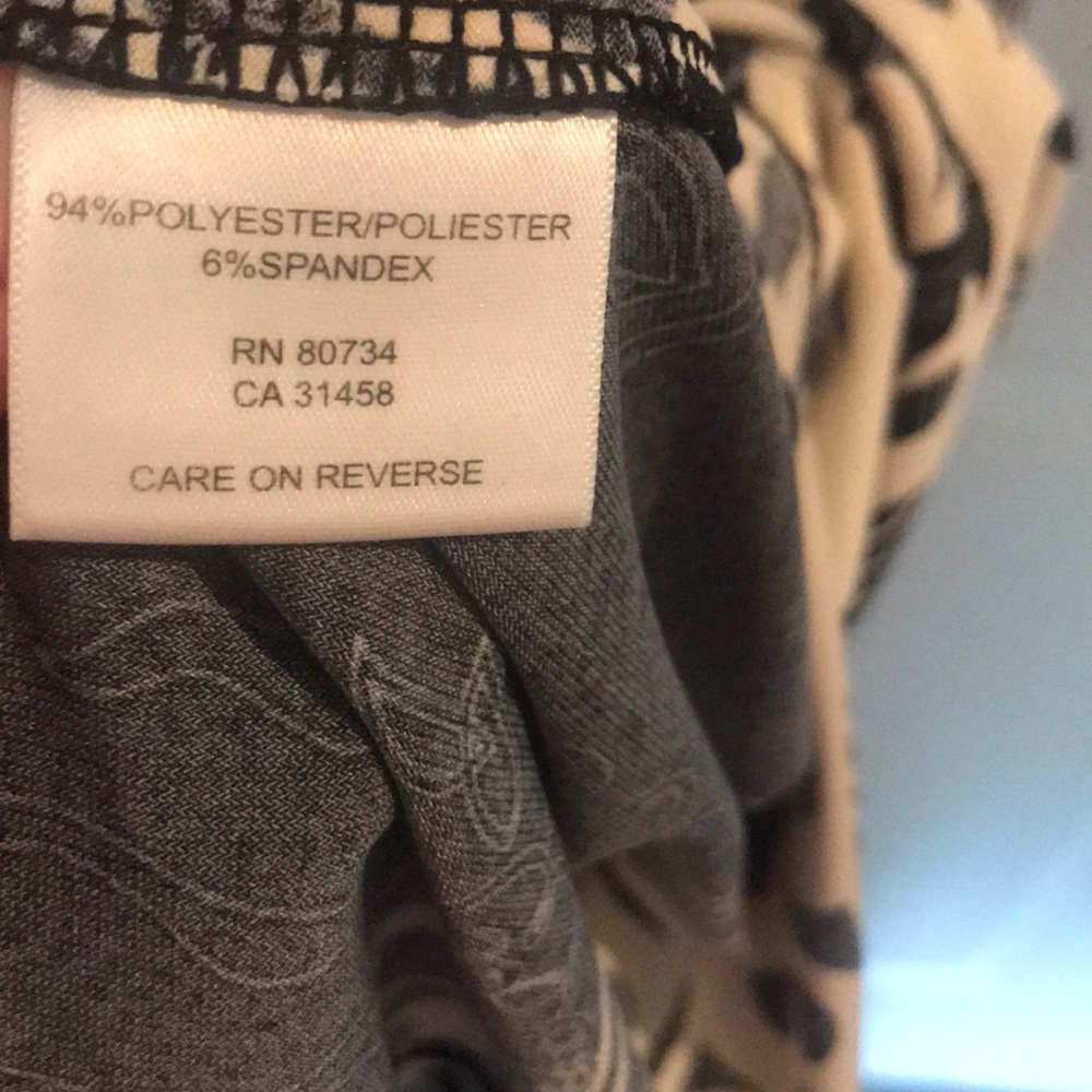 BCBGMAXAZRIA Wrap Dress – Size Small (S) - Picture 7 of 9